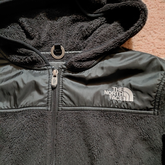 THE NORTH FACE Black Fleece Jacket with Hood Zip Up Size Medium Womans - Picture 4 of 5